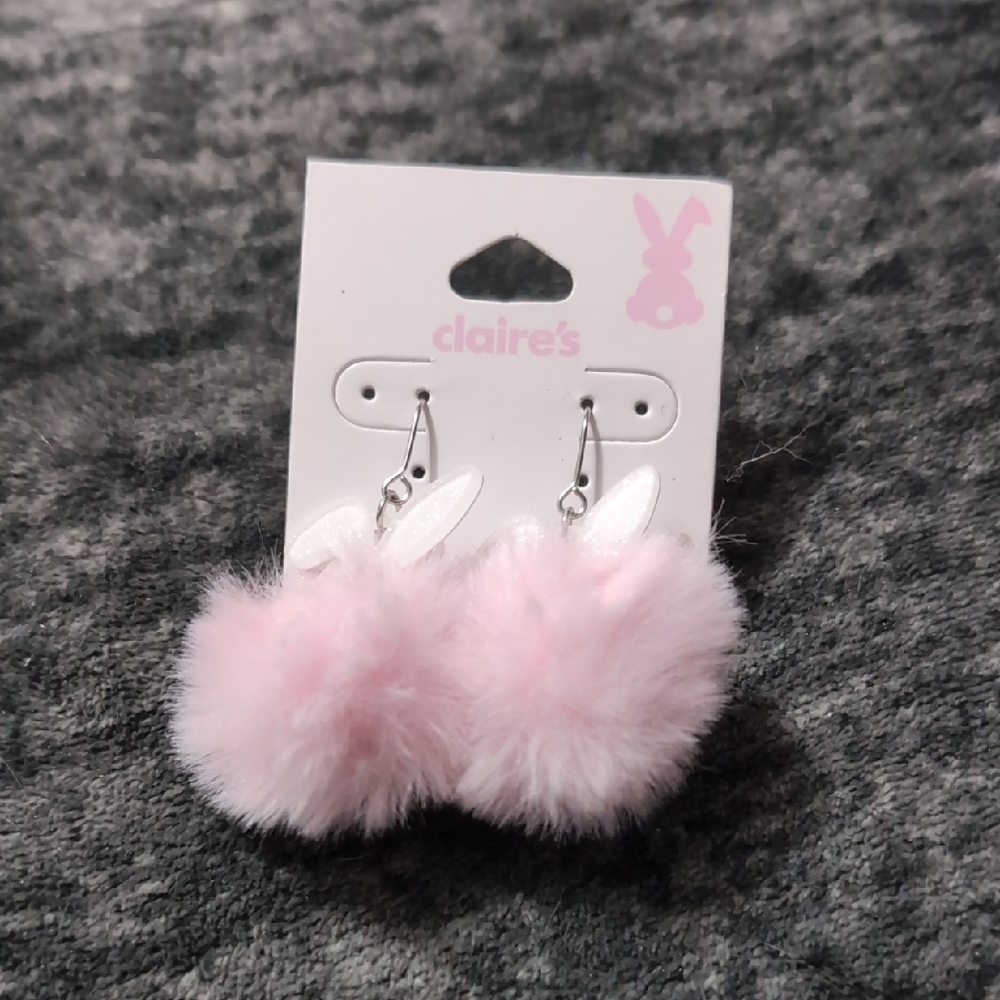 Claire's Soft Pink Bunny Pom Earrings